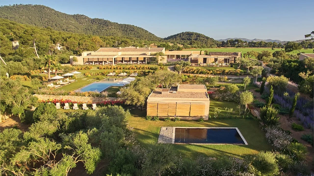 maria-nicolau-projects-hotels-wellness-sa-pleta-de-mar-01.jpg