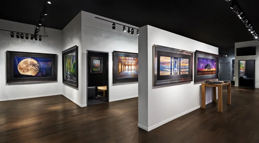 LIK Fine Art ±13,304 sf 444 North Michigan Avenue | Chicago