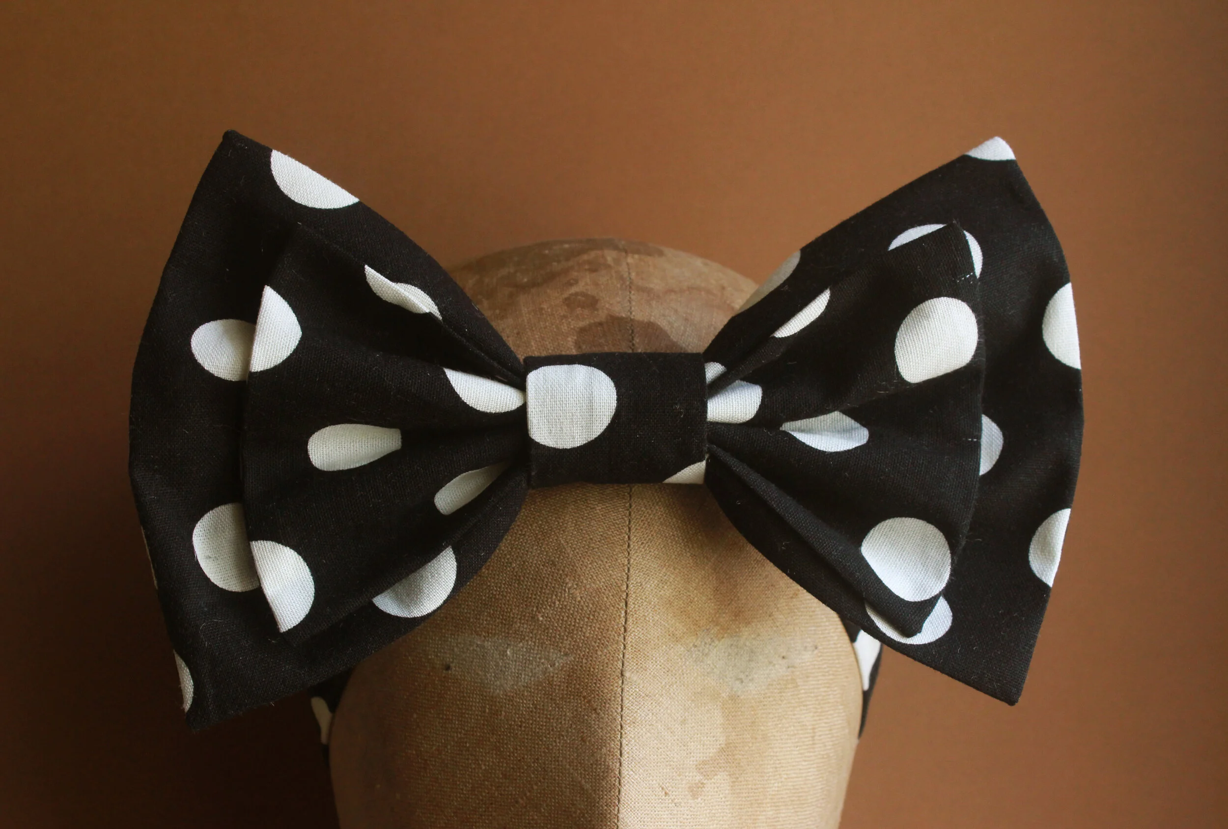 Black Polka (6).JPG