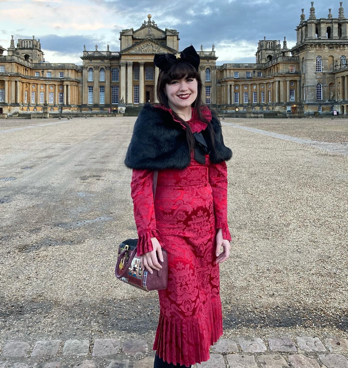 👑 Last weekend at Blenheim Palace! 👑

This year has started with a fantastic commission from @blenheimpalace to style a selection of wigs for an upcoming exhibition, Crowns and Coronets. I&rsquo;ll be sharing more of my wigs this week so stay tuned