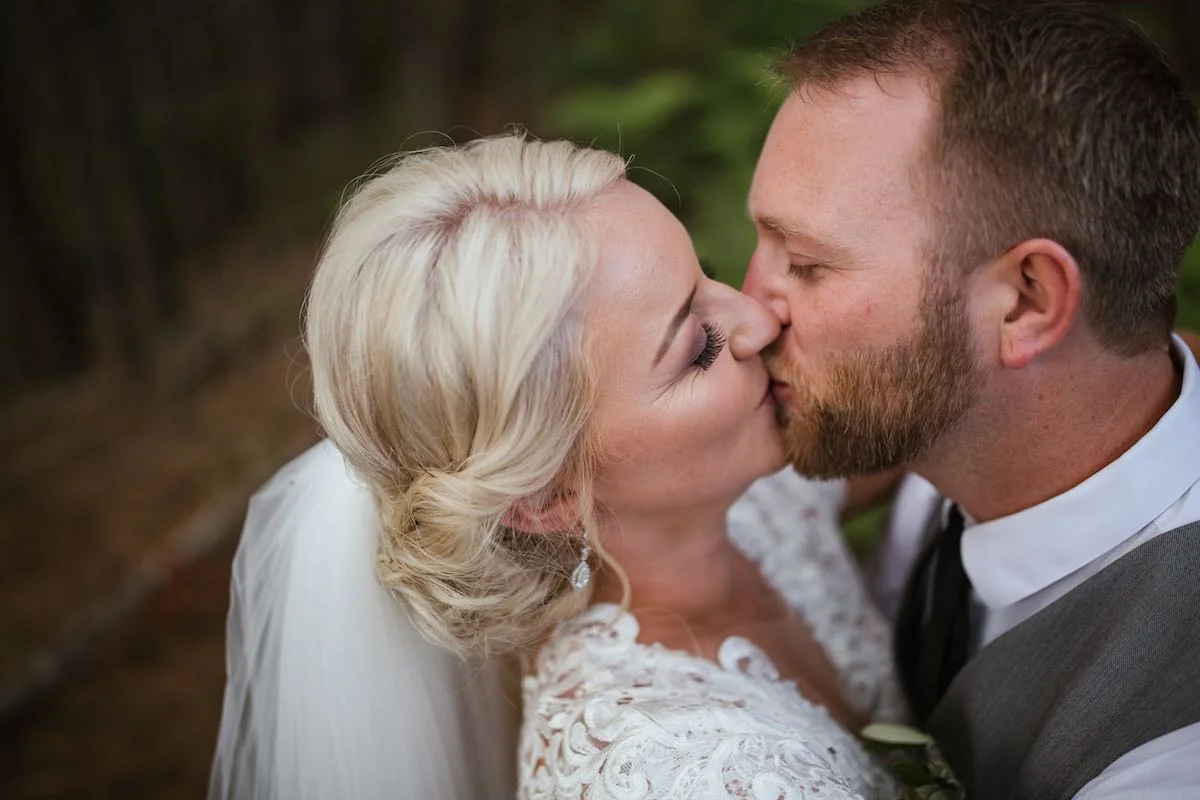 Auckland wedding photographer Emily Chalk.jpg