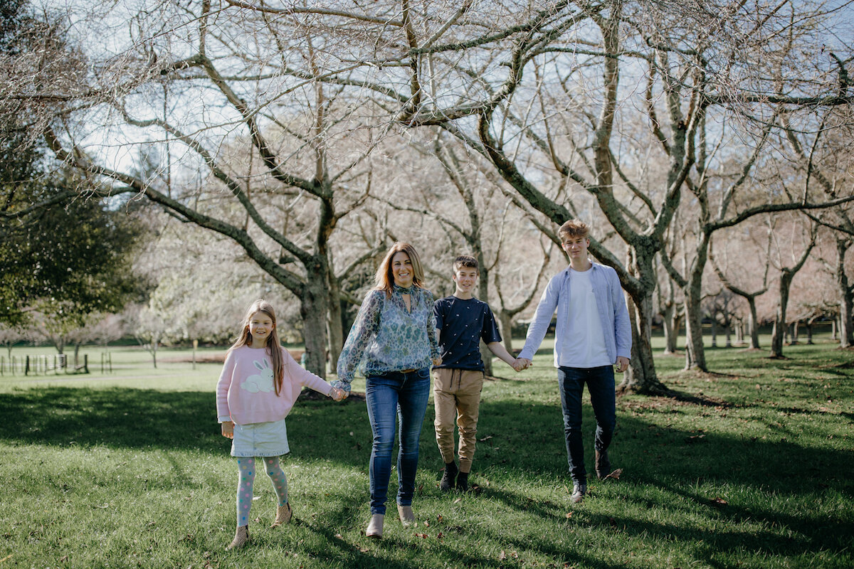 Outdoor family photographer - Emily Chalk - Auckland.jpg