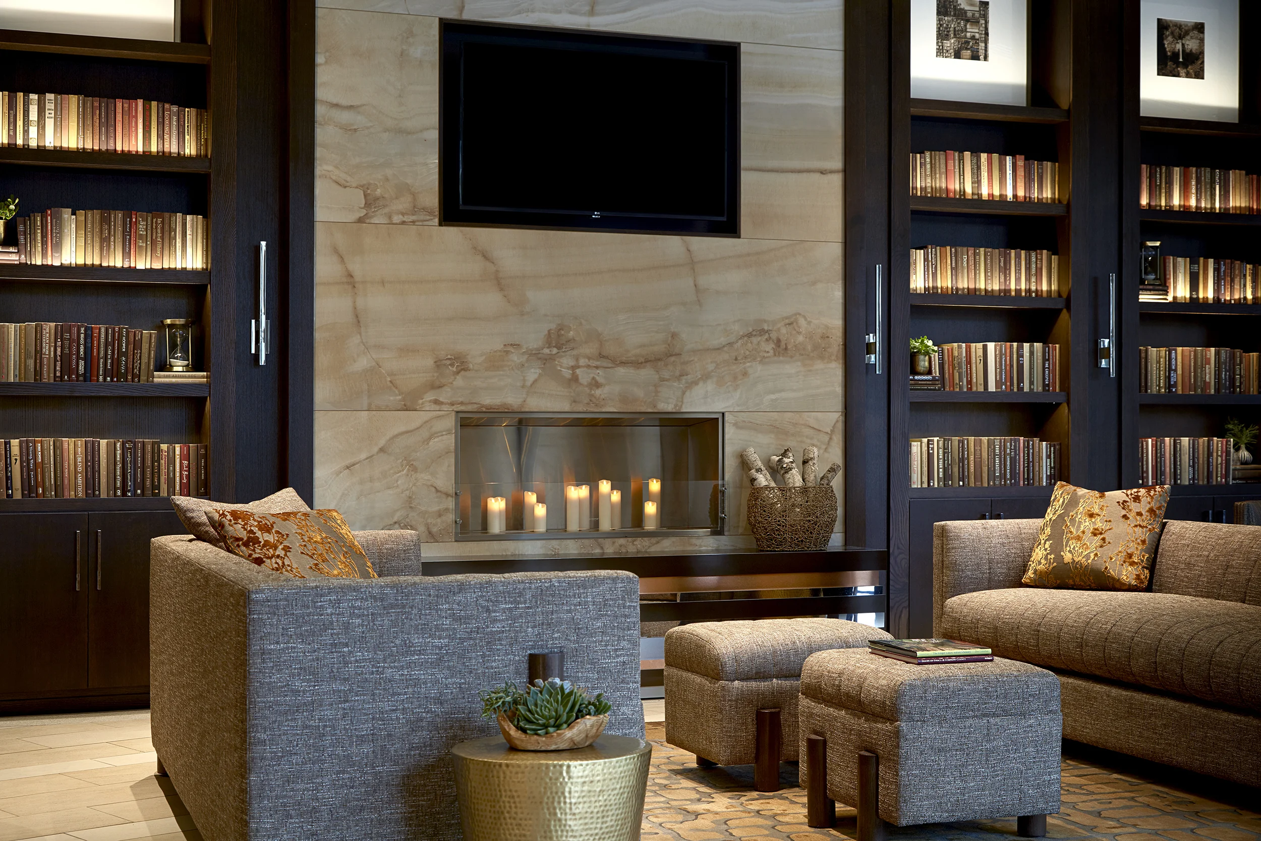 mh_ithmc_fireplaceseating copy.jpg