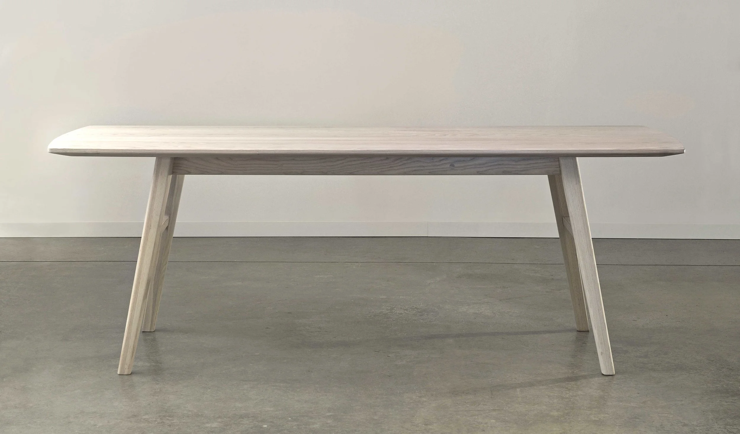 HA-table-sylvanray.jpg