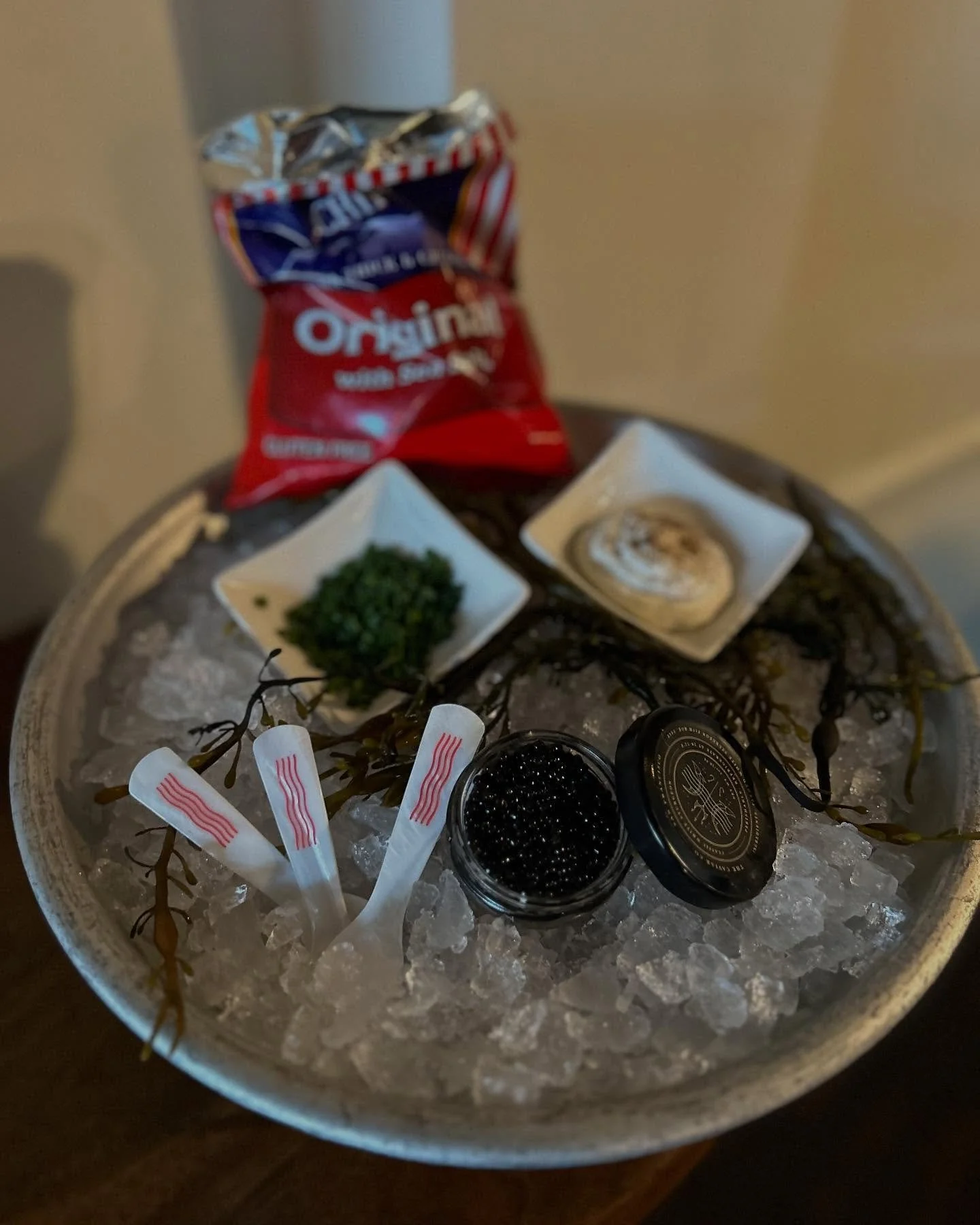 Girl Dinner 💋
no substitutions. no mods. just iconic.

White Sturgeon Caviar, The Caviar Co.
chives, horseradish cr&egrave;me fraiche, kettle chips

Remember to celebrate yourself 💕

#barcrudosf #freshseafood #nightout #sanfrancisco #happyhour #raw