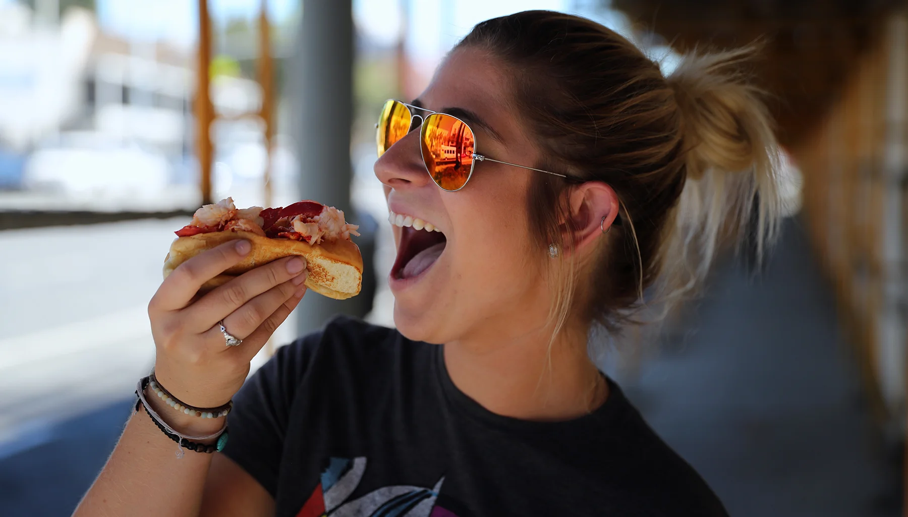 AA1_1521 cousins maine lobster roll 1800crop.jpg