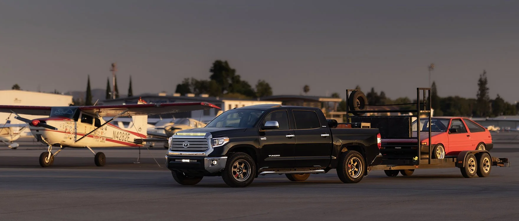 R6M22034 Tundra and Zenki 150dpi web crop.jpg