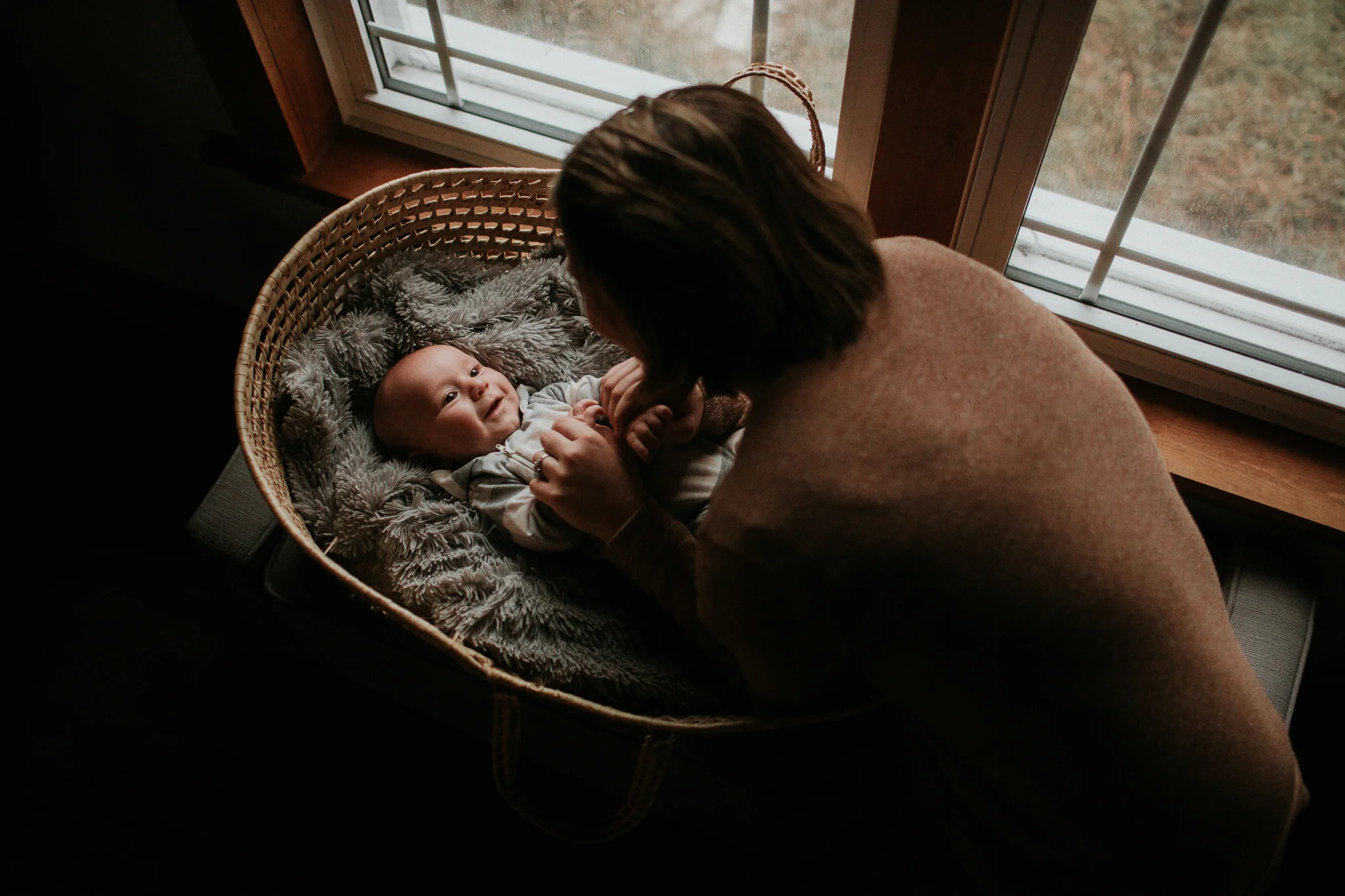 mom with newborn