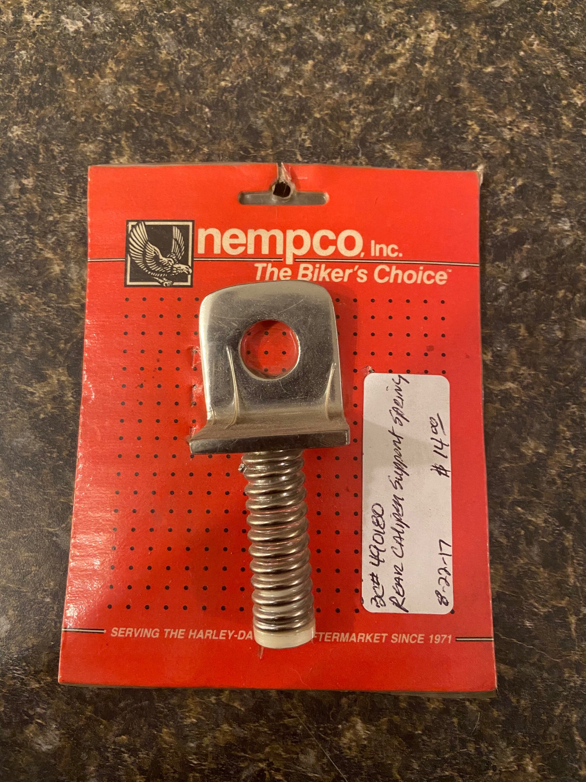 EF8DC4C8-FC32-4984-B93C-80F5F5C37338