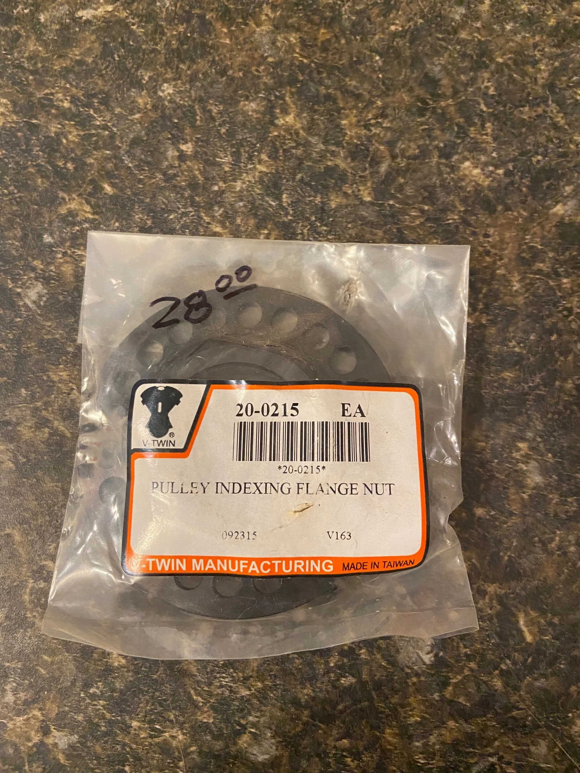 0C704601-C054-458B-B37A-8A0252E6E518