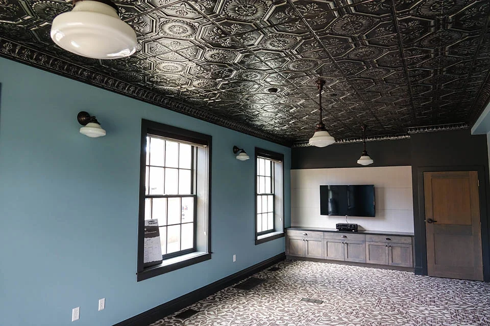 MeetingRoom-FirstSpinStation.jpg