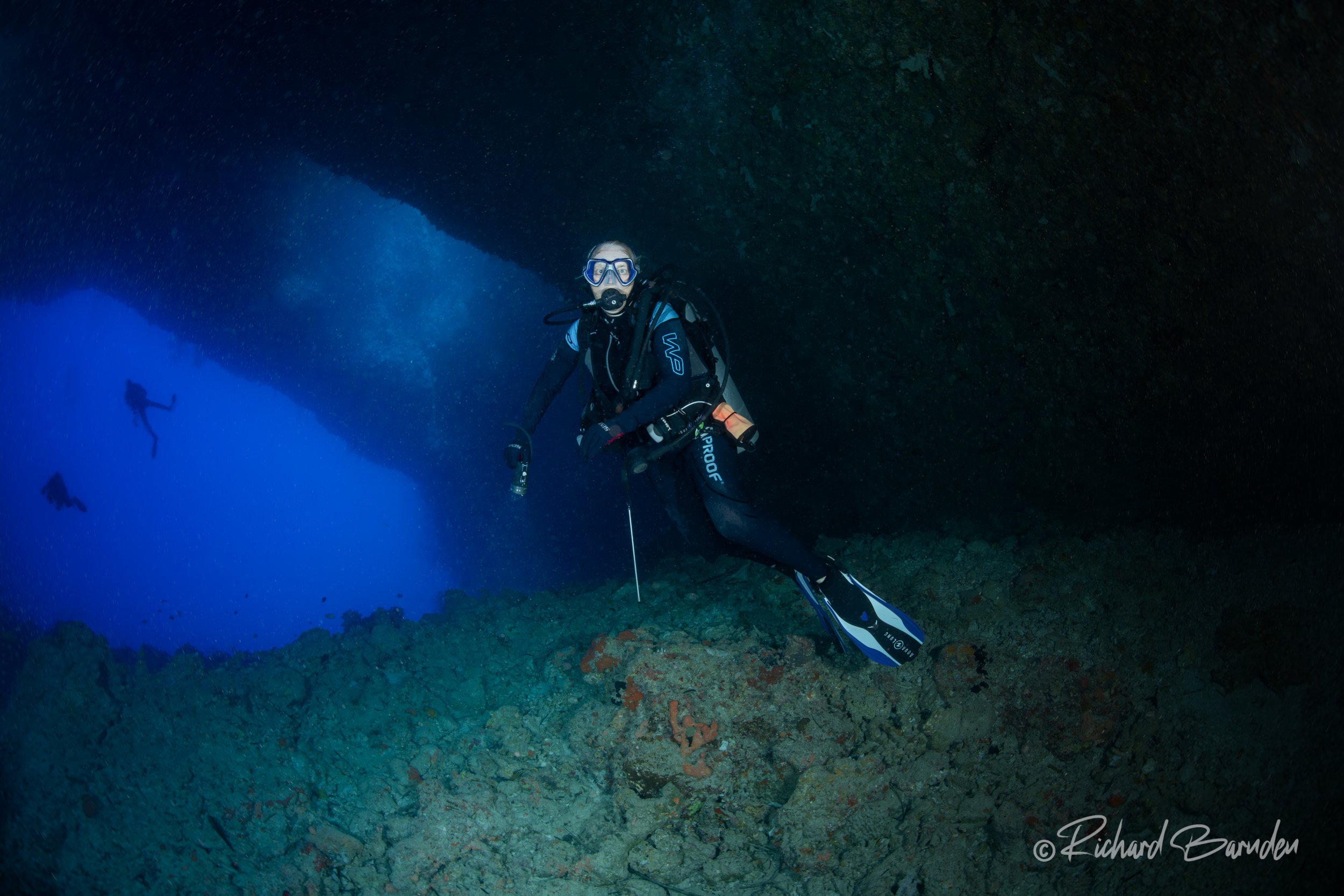 Palau Wild Earth Expeditions by Richard Barnden-16.jpg