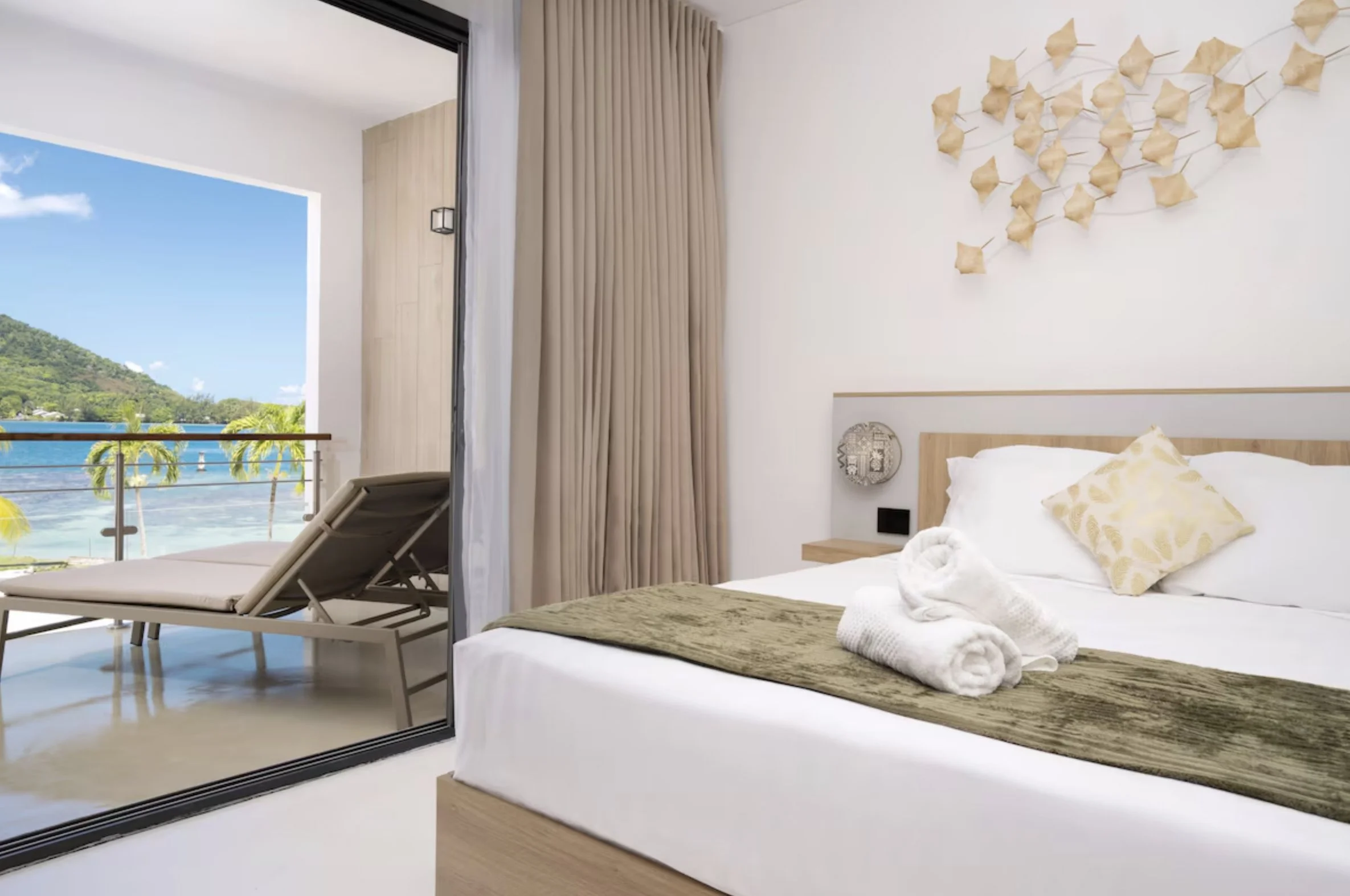 COOKES BAY HOTEL ROOM.jpg