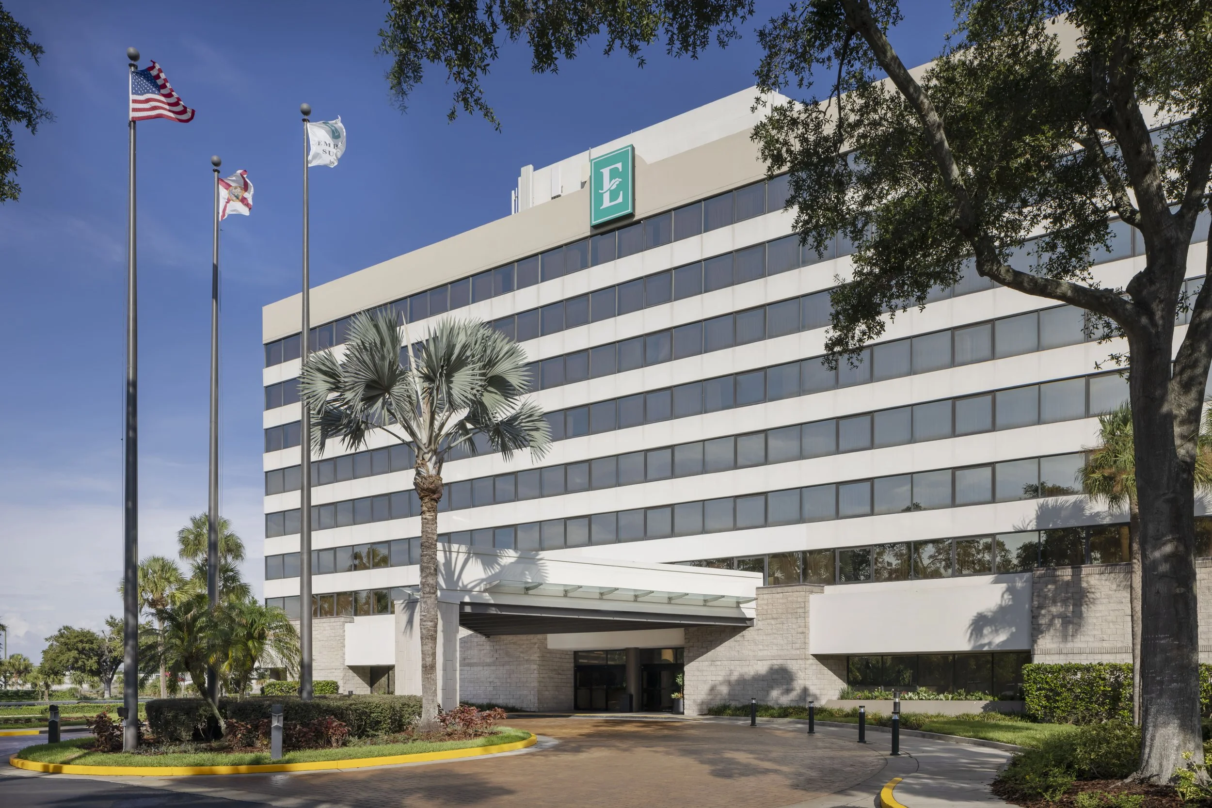 Exterior 1.jpg