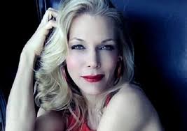 6.Christina.jpeg