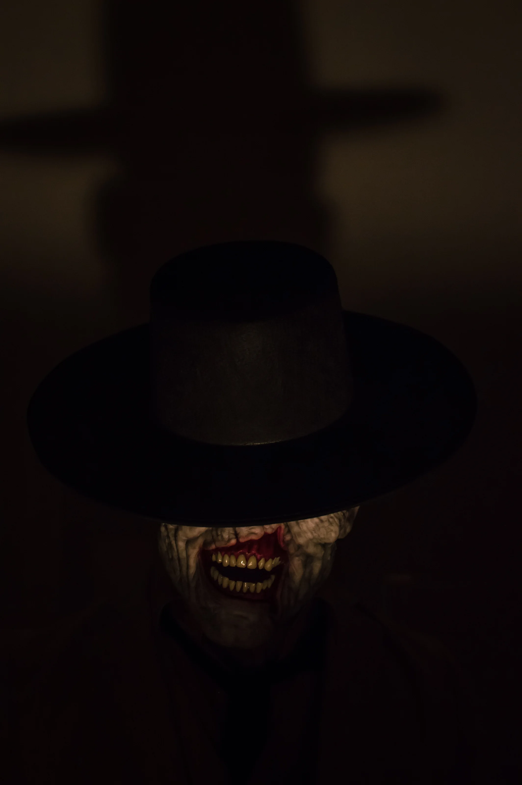 LA-Downtowner-Creep-Awake-4.jpeg