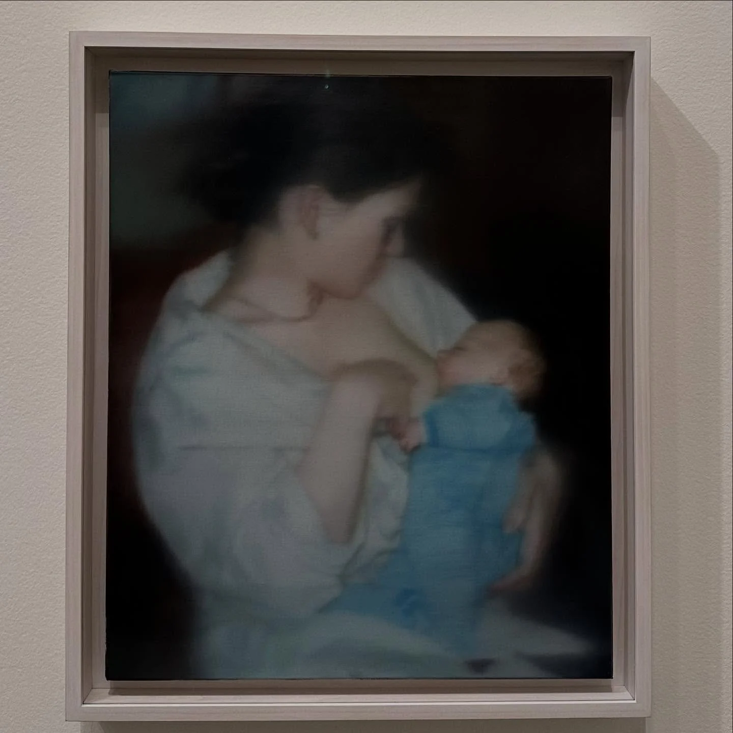Richter&rsquo;s people and objects that populate his extraordinary retrospective at @fondationlv . Every turn into every room surprises with ideas, execution, materiality and emotion.
#gerhardrichter @markhughesart #artadvisor @the_apaa #portraiture 