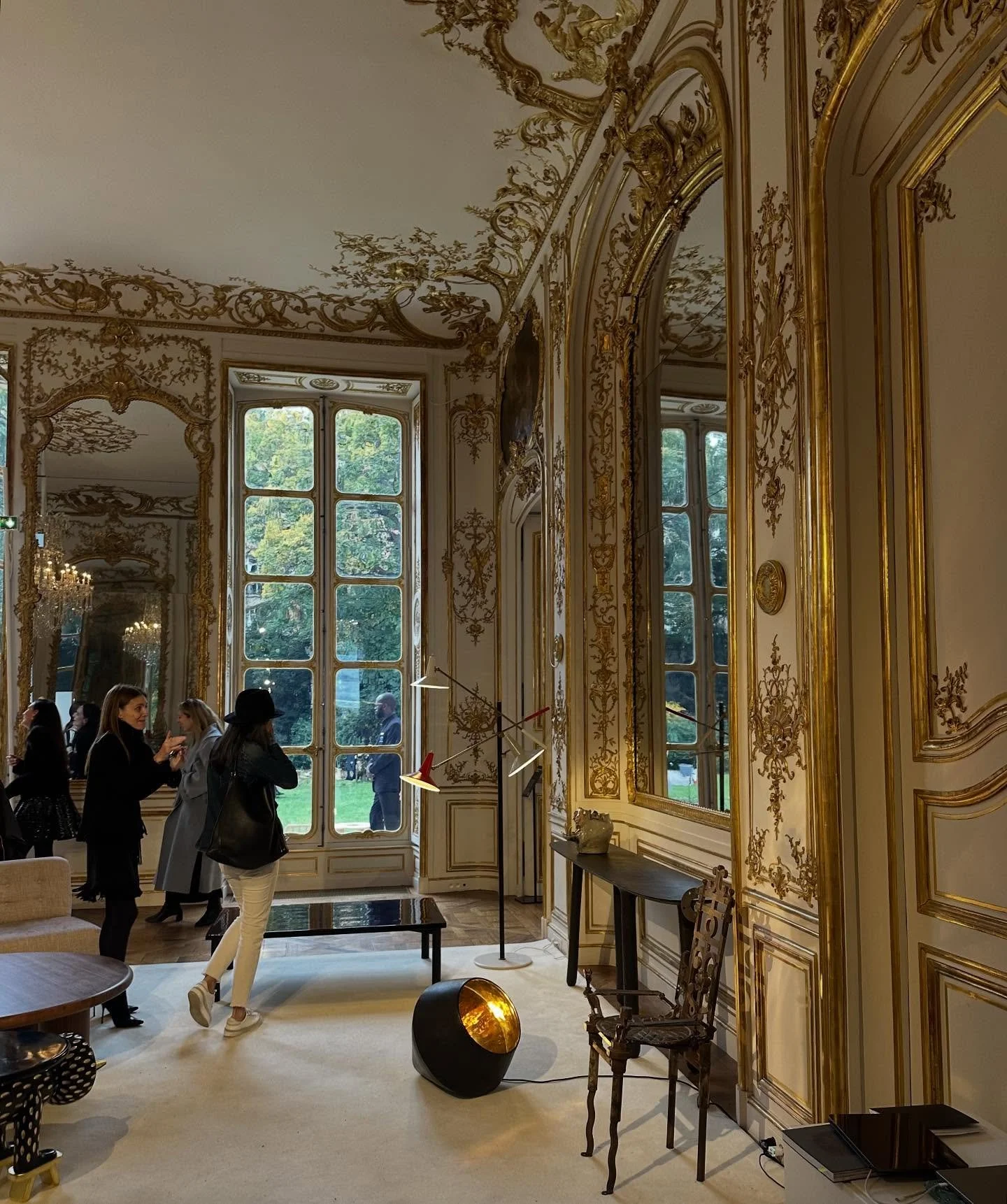 Always a favourite place to visit in Paris - even though I know absolutely nothing on the subject - is @designmiami . Beautifully presented throughout grand Parisian rooms and an enormous private garden one finds ceramics, objects, furniture&hellip; 