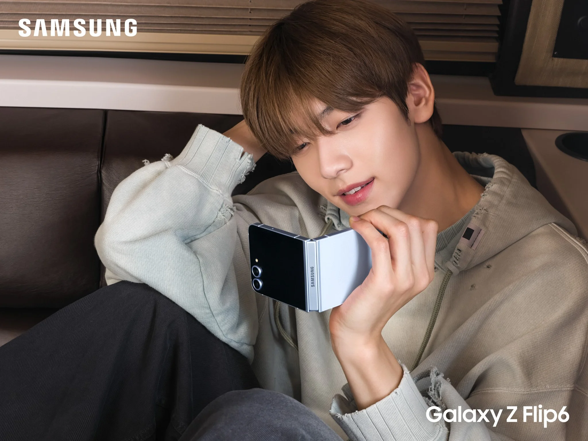 Galaxy x TXT_Lifestyle Visual_SOOBIN_4x3 copy.jpg