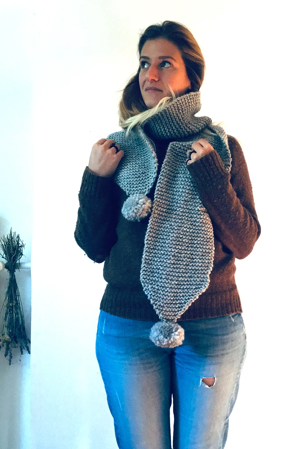 wool_done_pompom_scarf_knitting_kit
