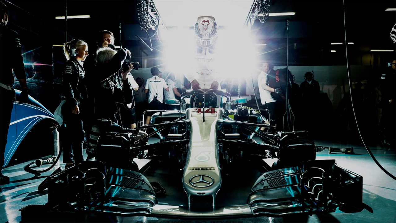 Image 5 mercedes any way of removing mercedes branding.jpg