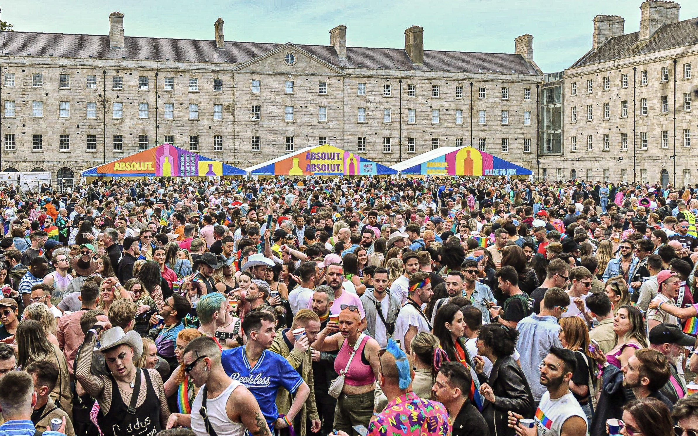 LGBTQ+ &amp; allies crowd at Mother Pride Block Party