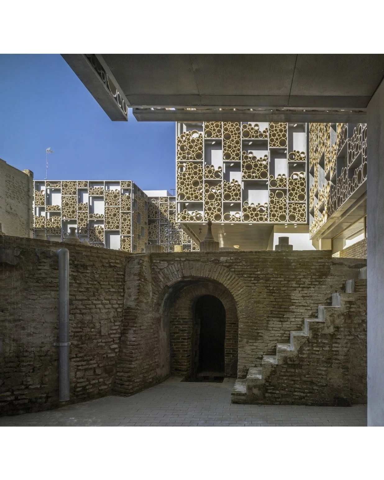 VISITA A EDIFICIO PREMIADO | MUSEO DE LA CERÁMICA DE TRIANA / HOTEL MONTALVÁN