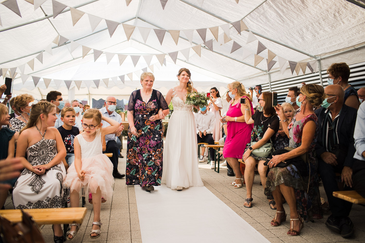 Mariage laïque et champêtre en Alsace