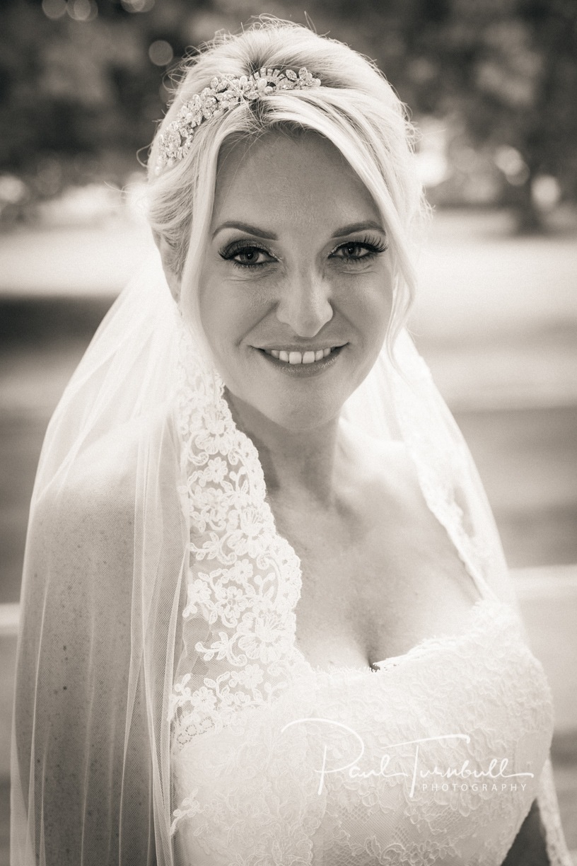 wedding-photography-harrogate-register-office-yorkshire-020.jpg