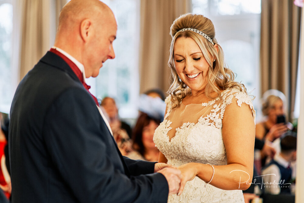 wedding-photographer-the-old-swan-hotel-harrogate-yorkshire-kelly-dave-028.jpg