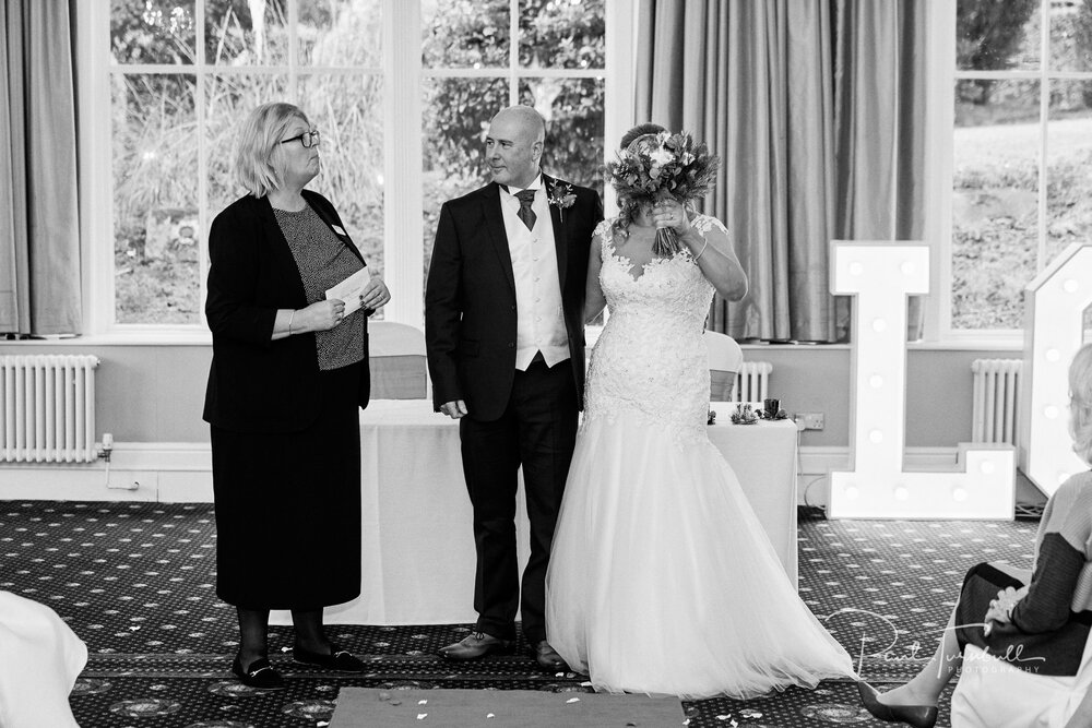 wedding-photographer-the-old-swan-hotel-harrogate-yorkshire-kelly-dave-032.jpg