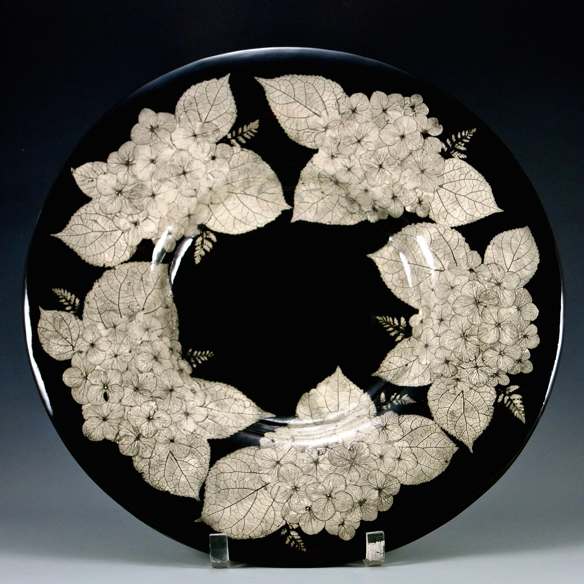 Hydrangea Platter 17x17%22.JPG