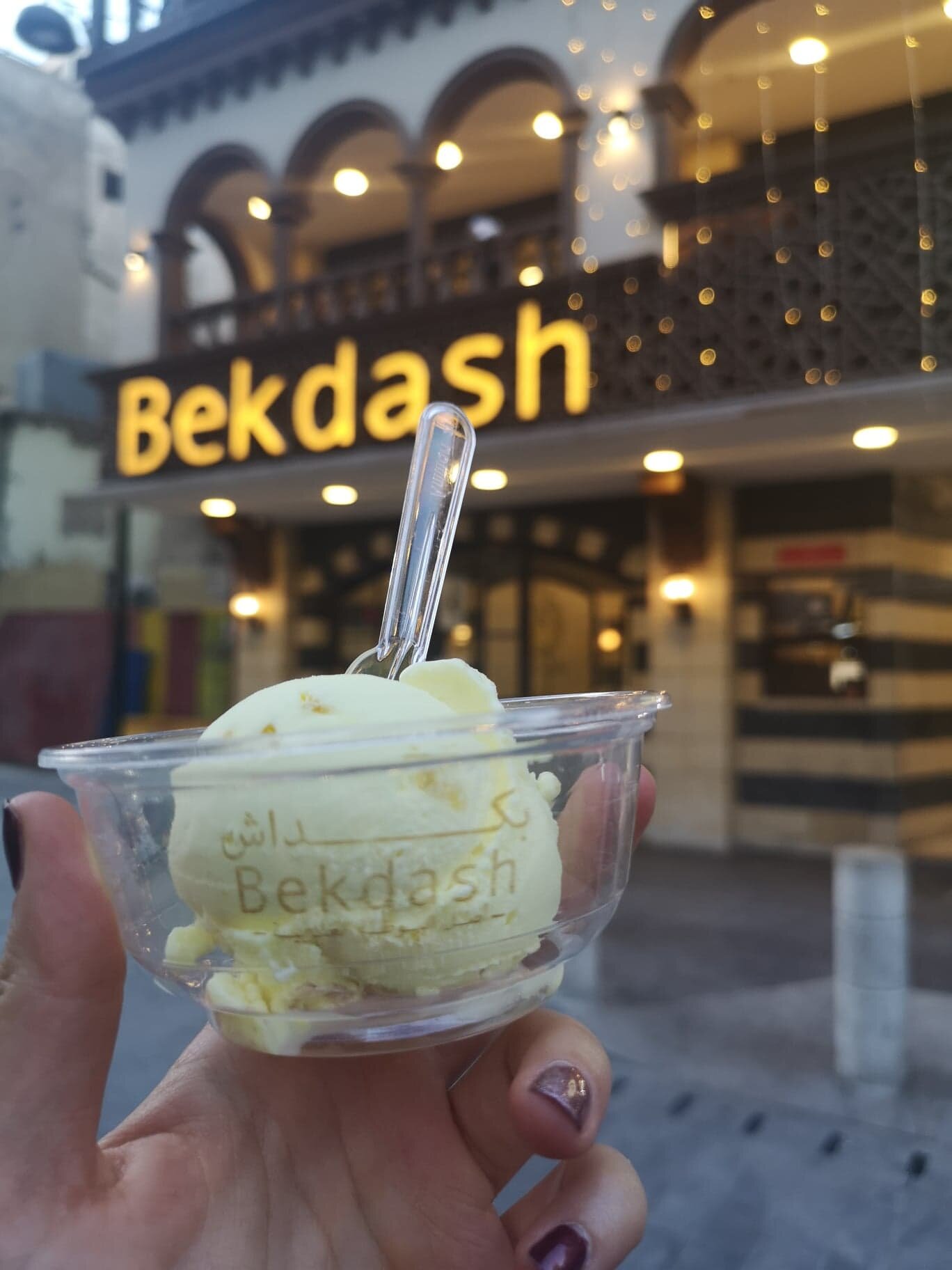 Et une glace vanille de Bekdash