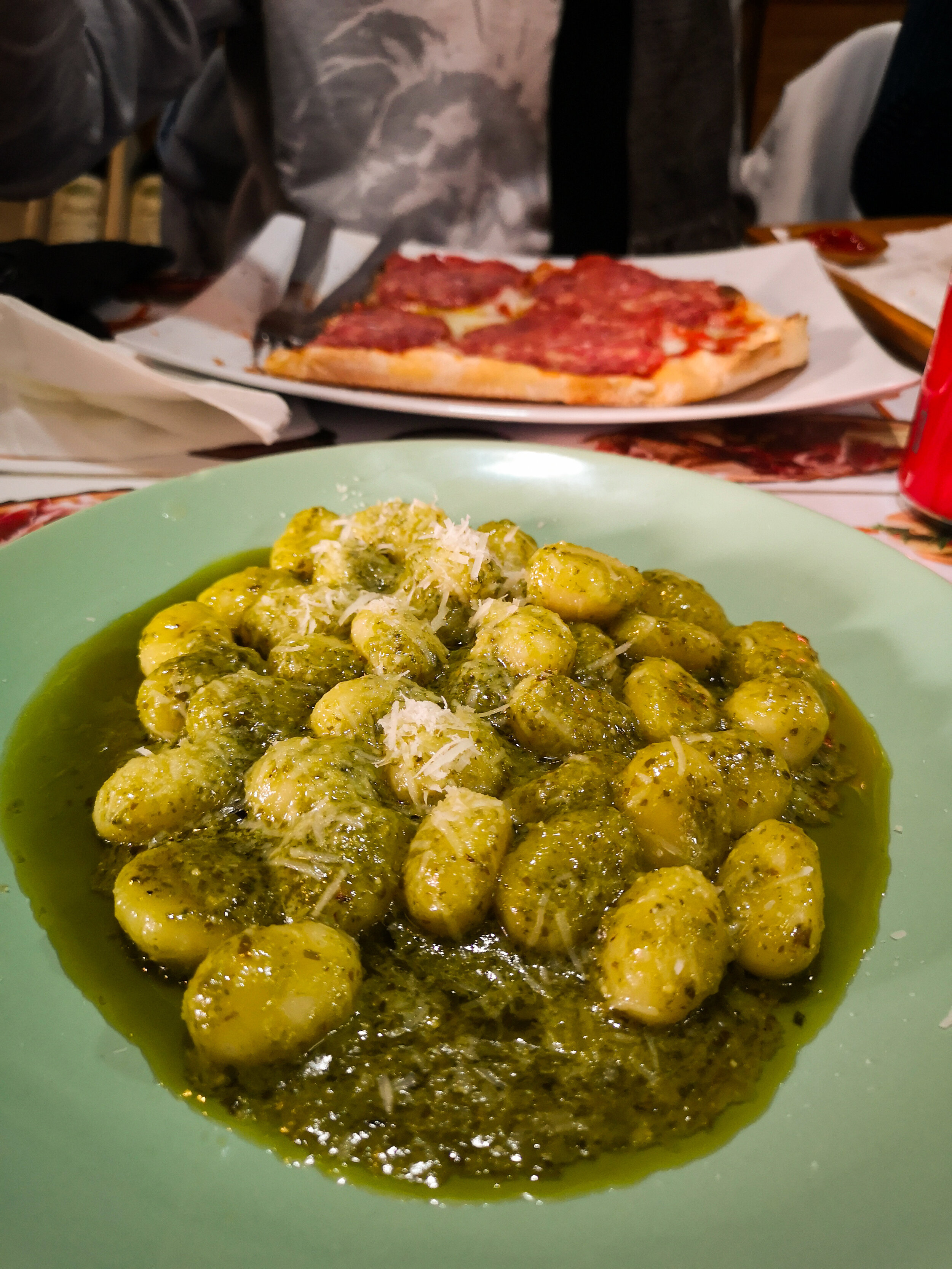 Gnocchi e pesto verde