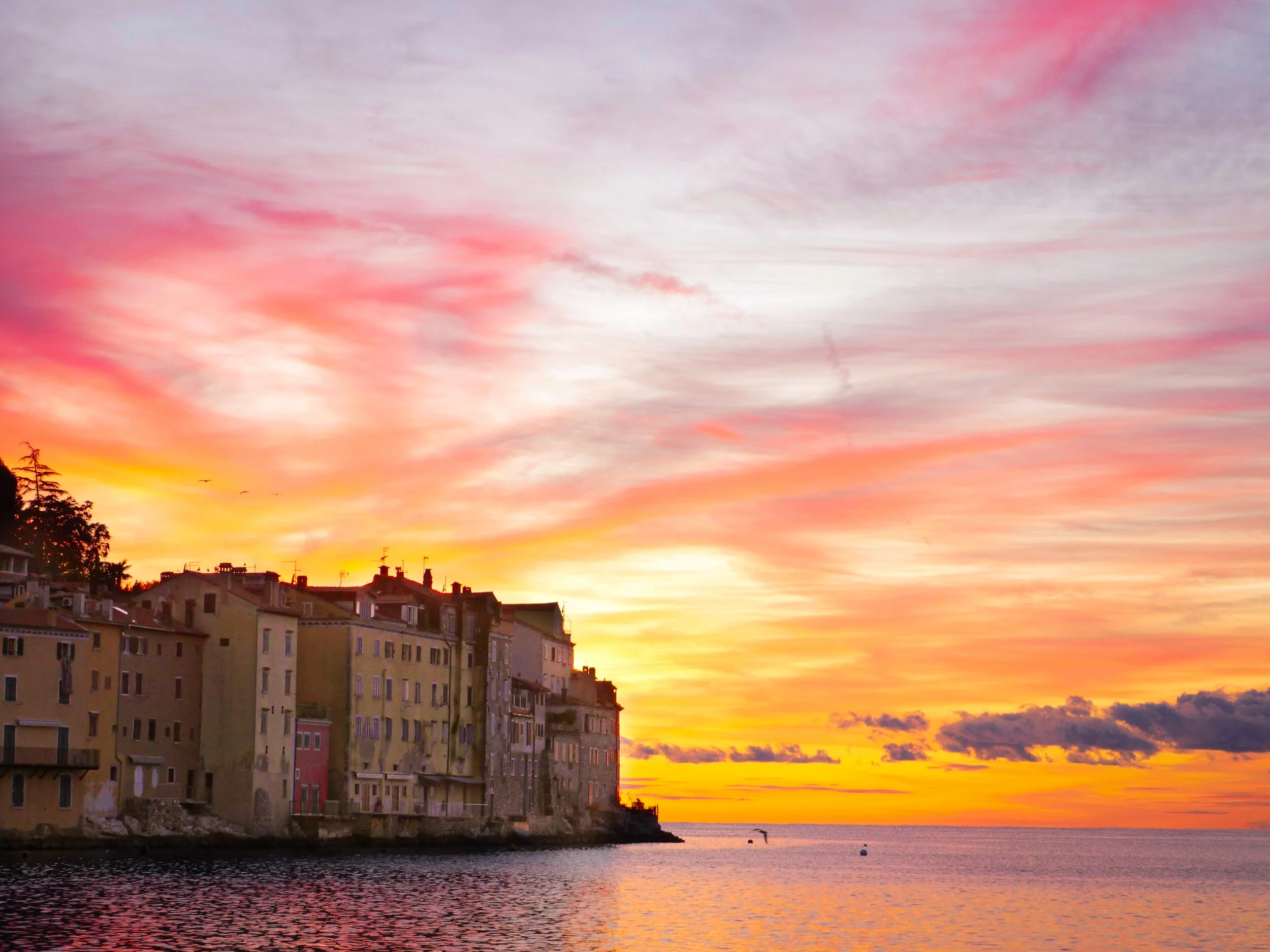 Coucher de soleil sur la Vieille Ville de Rovinj