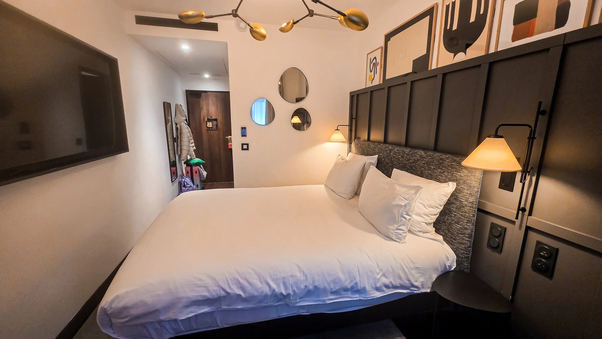 visiter-bordeaux-weekend-hotel-marty-chambre-double-spacieuse.jpg
