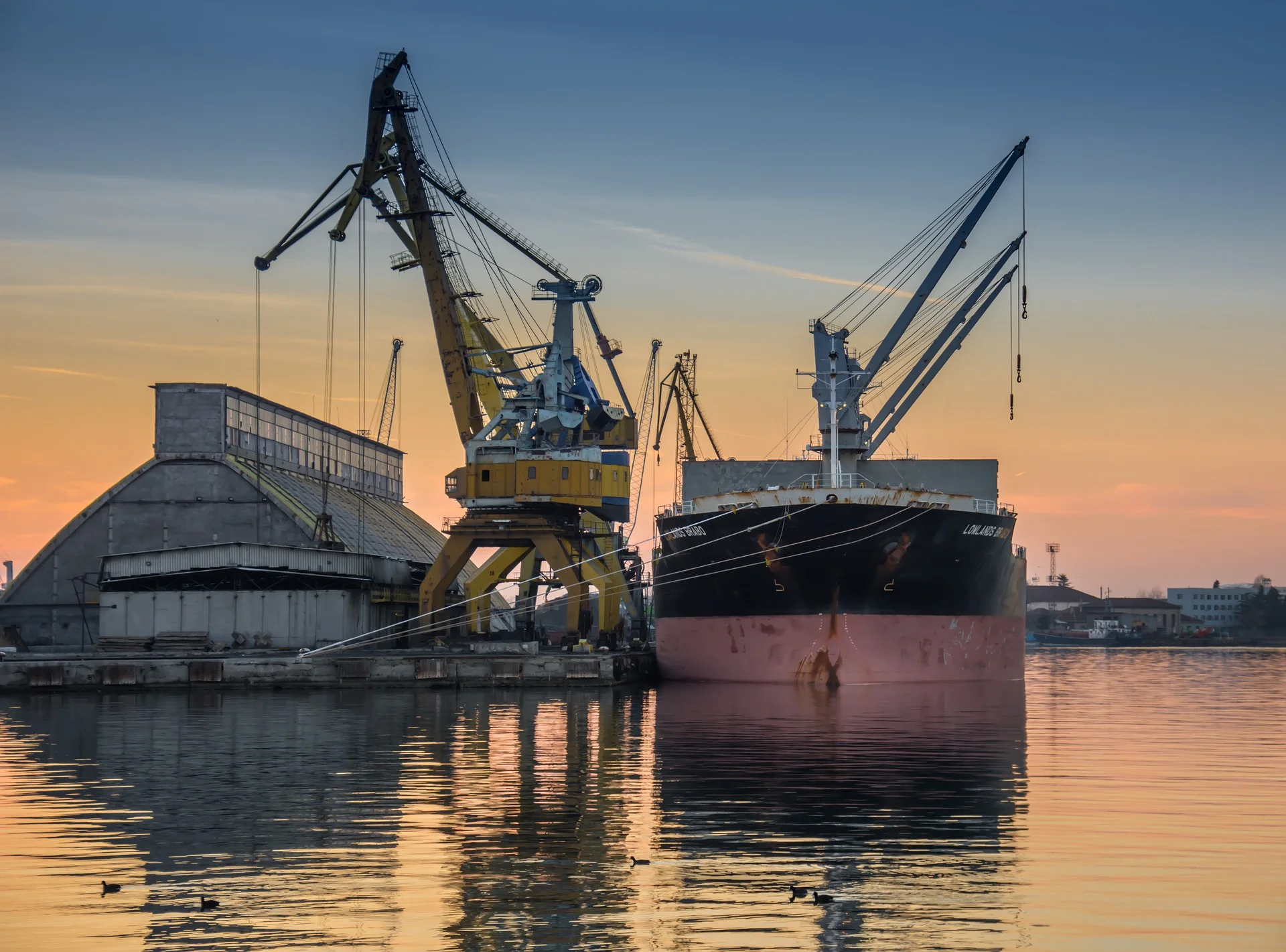 vessel-2091798_1920 (1).jpg