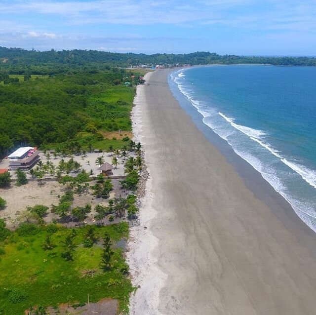 In 20 days! Dream a new vision for 2020. 
join us on the New Year Yaku Raymi-on, the secluded beach in Ecuador. Only 5 spaces left. See details here: http://www.itzhakbeery.com/yaku-raymi-2020.html Hope to share this magical week with you. @nyshamani