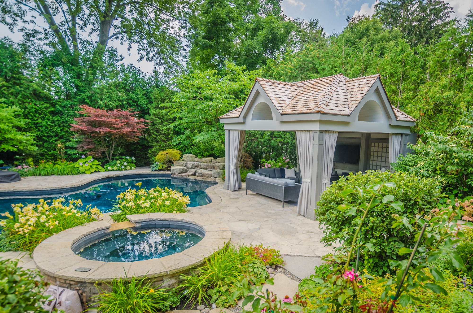 PIC_1580-HDRs.jpg