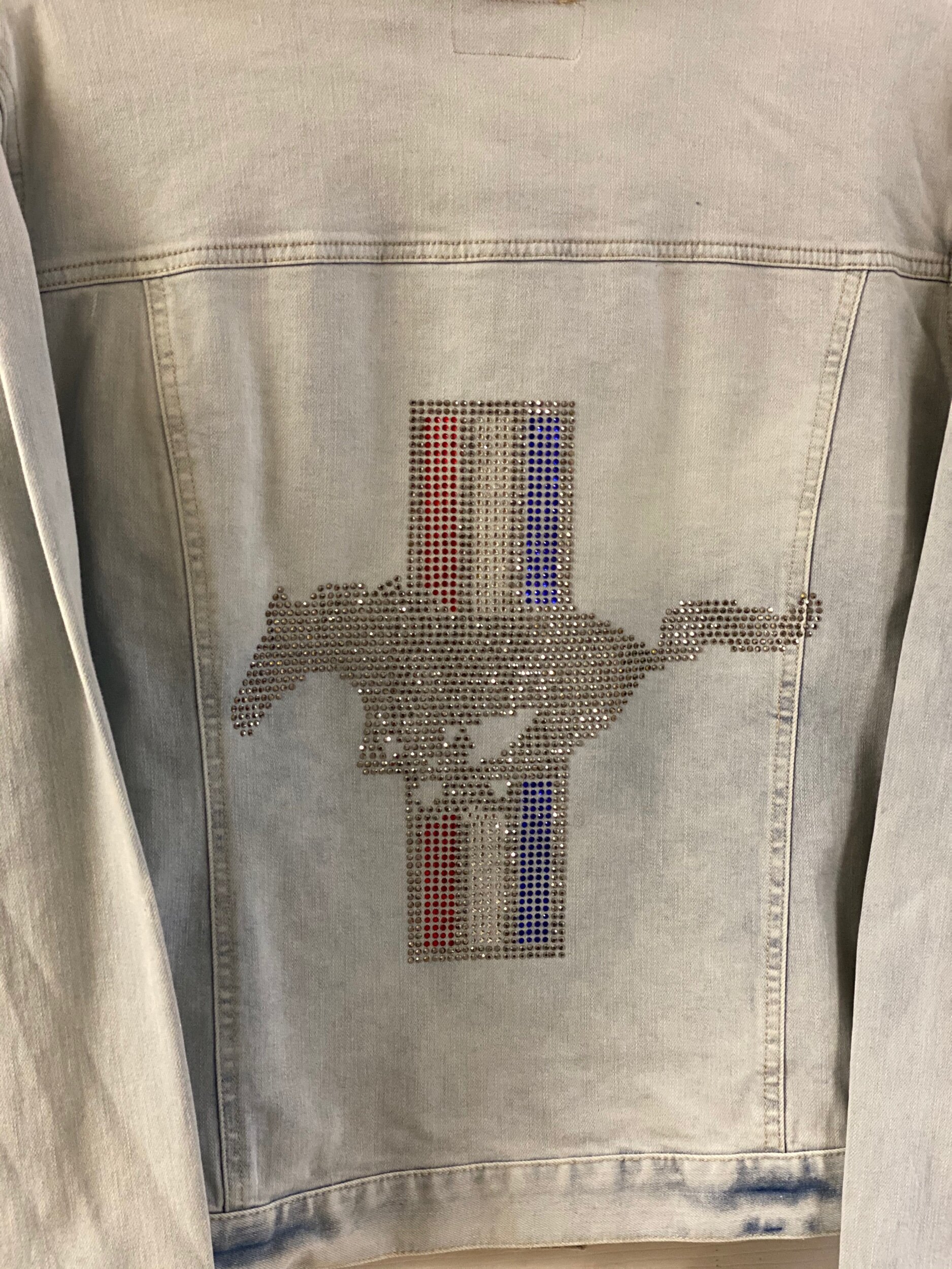 6771B6F4-C9F9-4A85-AE27-8B6371DA7B11