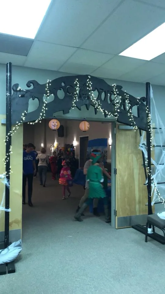 trunk or treat gate.jpg