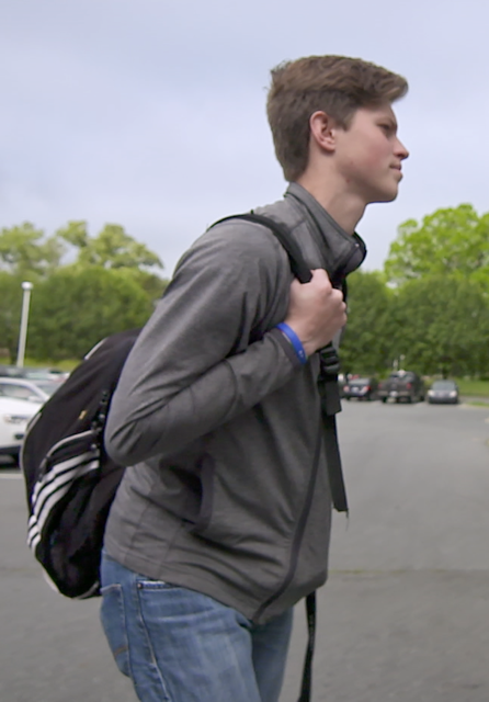 TAYLOR-WIDE-WALKING