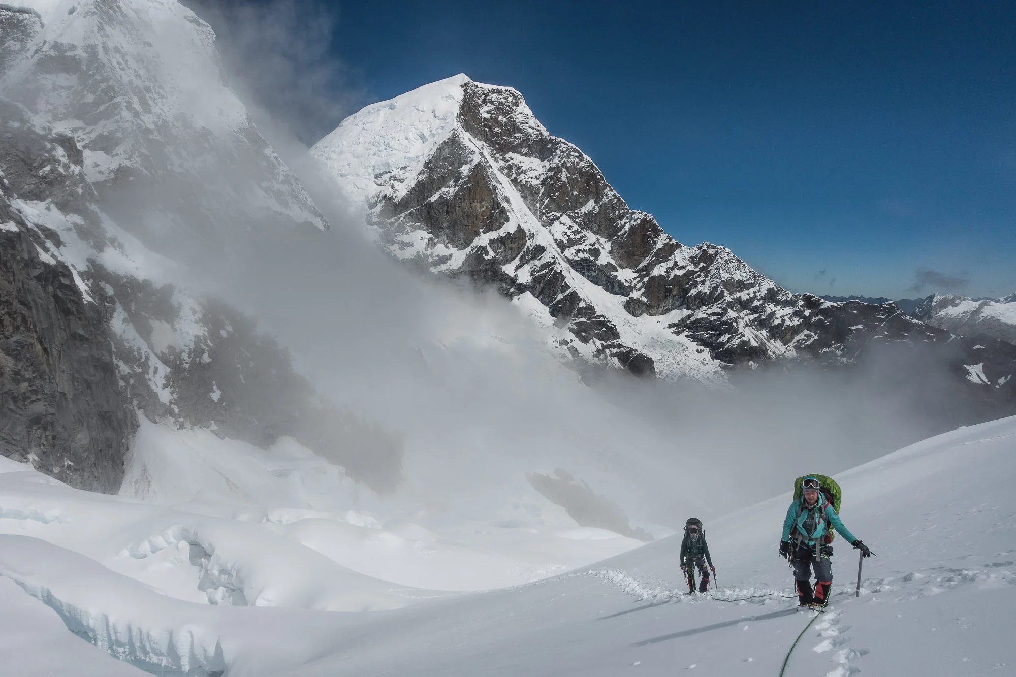Ascent to High-Camp on Chopicalqui (6345m)