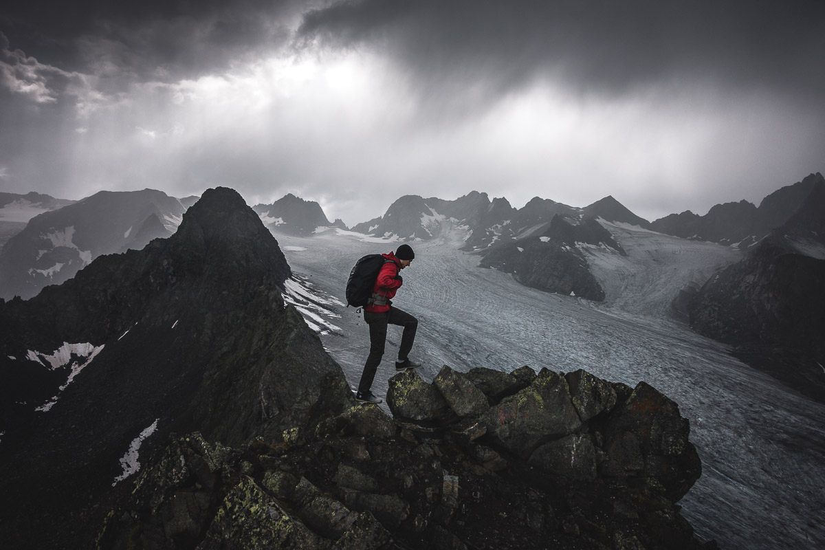 On the summit of Rinnenspitze (3001m), Austria