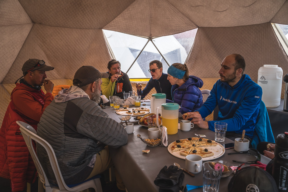 Fresh pizza at 4200m