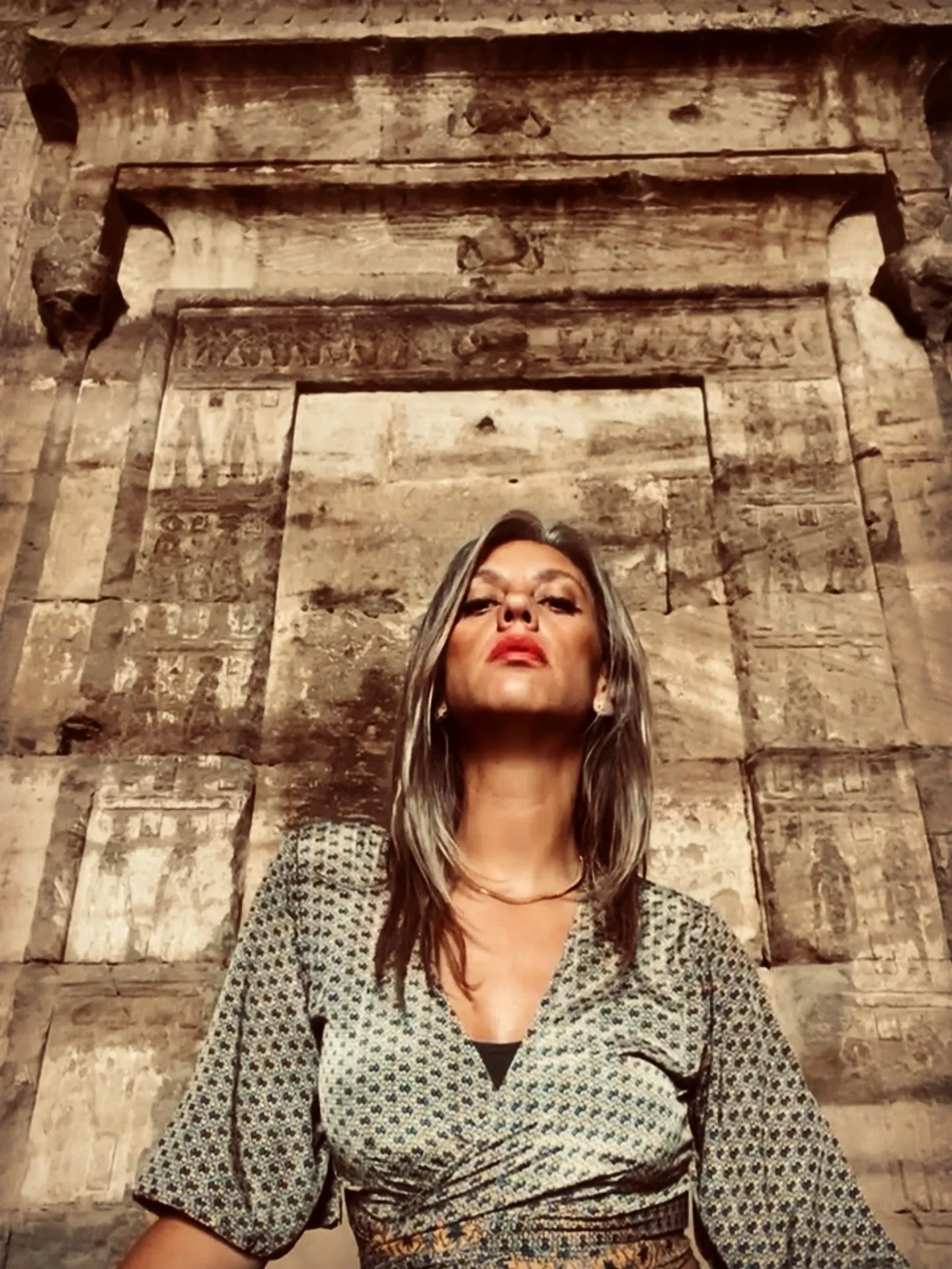 I dare you! 
To cross the threshold of your becoming.
. 
The Blood Lunar Eclipse, on 3/3, is the first portal day of this month. A very auspicious doorway into completion, fullness, release of old and big alchemical expansion. 

For us magical women 