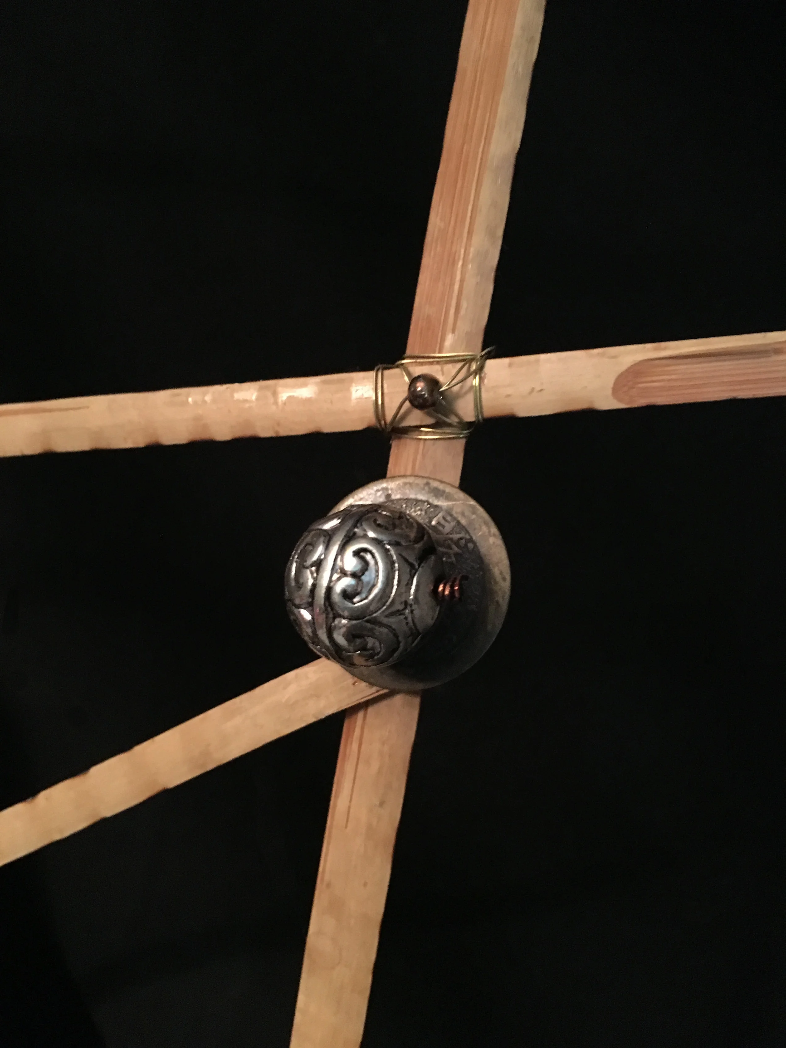 CUSTOMPIECES_OutsideOfTheBox_D4.JPG