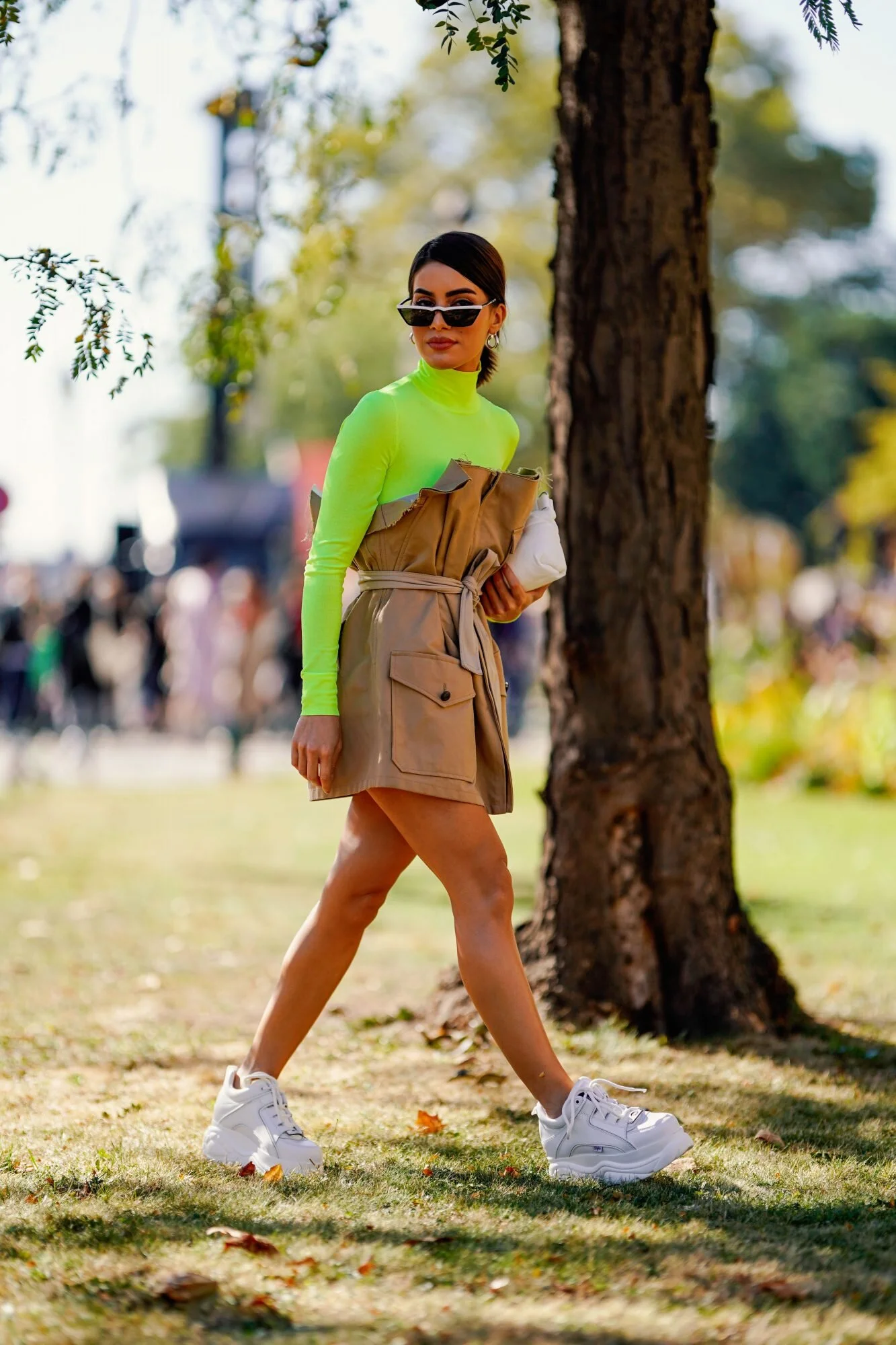 neon inspired outfits