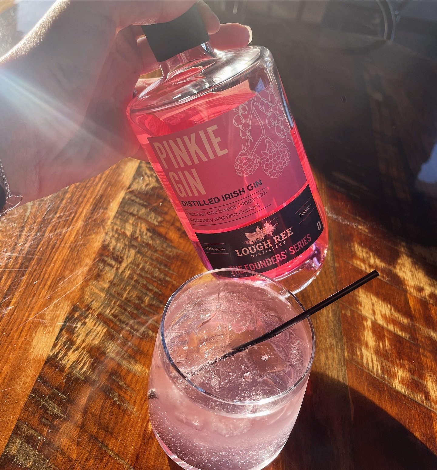 We can&rsquo;t get enough of @loughreedistill new Pinkie Gin! 

Fruity, sweet raspberry and tart redcurrant sit on top of classic juniper gin taste. We recommend topping it with our house-made Yellow Flag Ginger Ale.

#cheers #humpday #cbushappyhour 