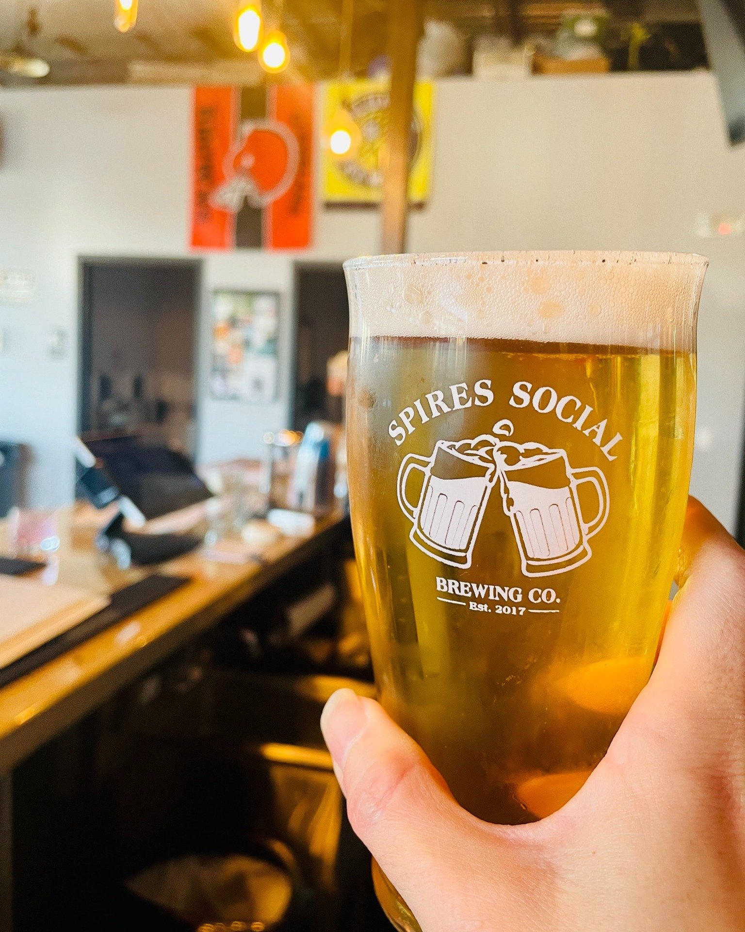 Weekend plans? Let us grab you a beer while you think about it! 

#cheers #happysaturday #beertime #beerINspires #Beer #weekendvibes #supportlocalcraftbrewery #cbusaletrail #coffeeblondeale #venti #CoffeeBeer #beerstagtam